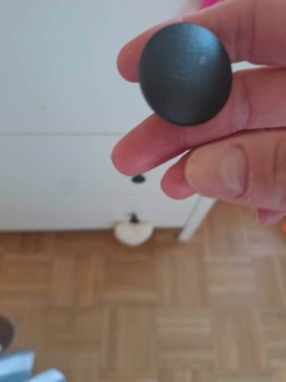 Commodes: Commode Ikea  – Défectueux à Pully par chi_p2rq 1
