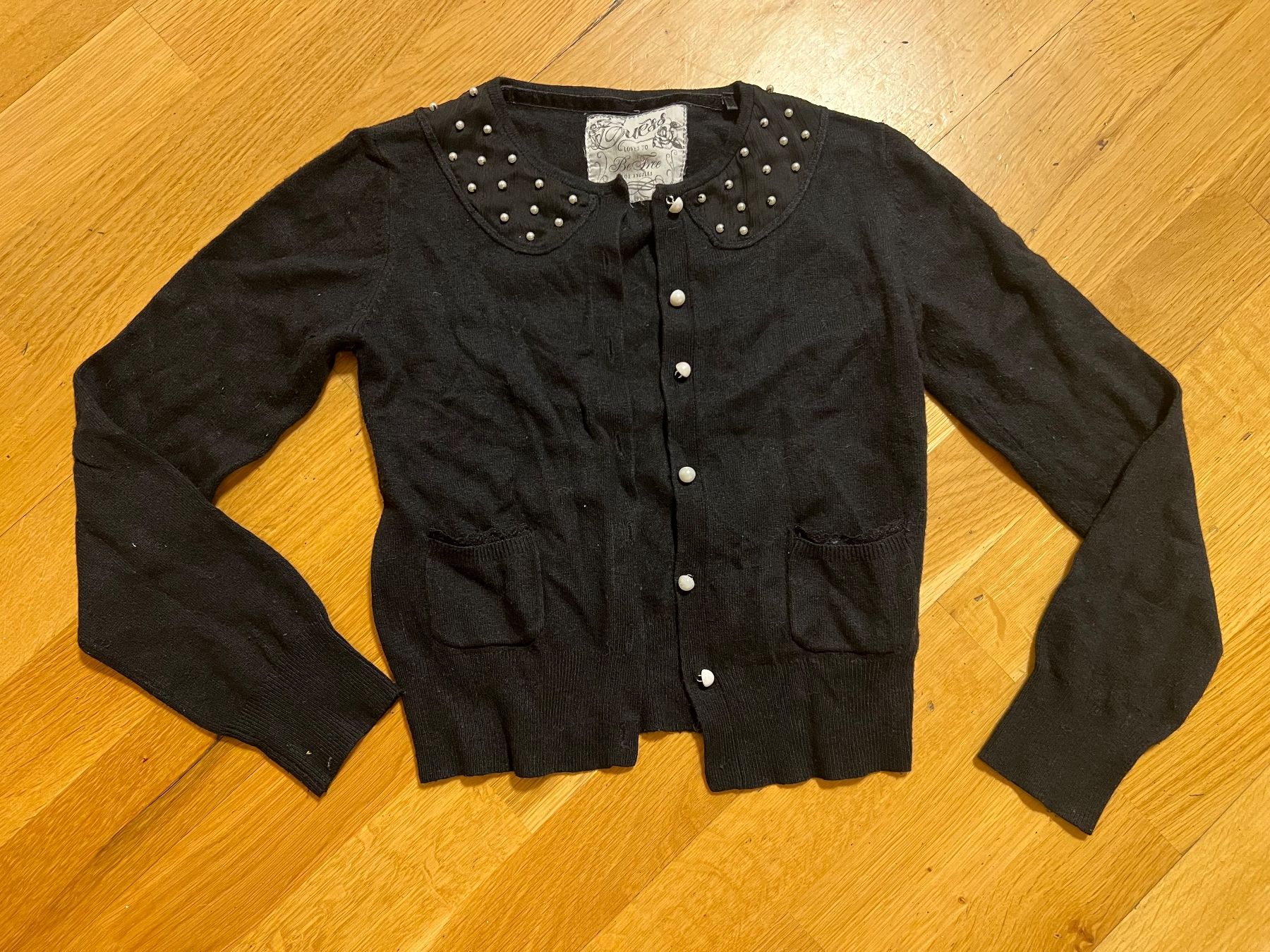 Guess Maglioni & Felpe: Guess Cardigan Pullover Gr 10J – Usato da Ebmatingen venduto da dartim
