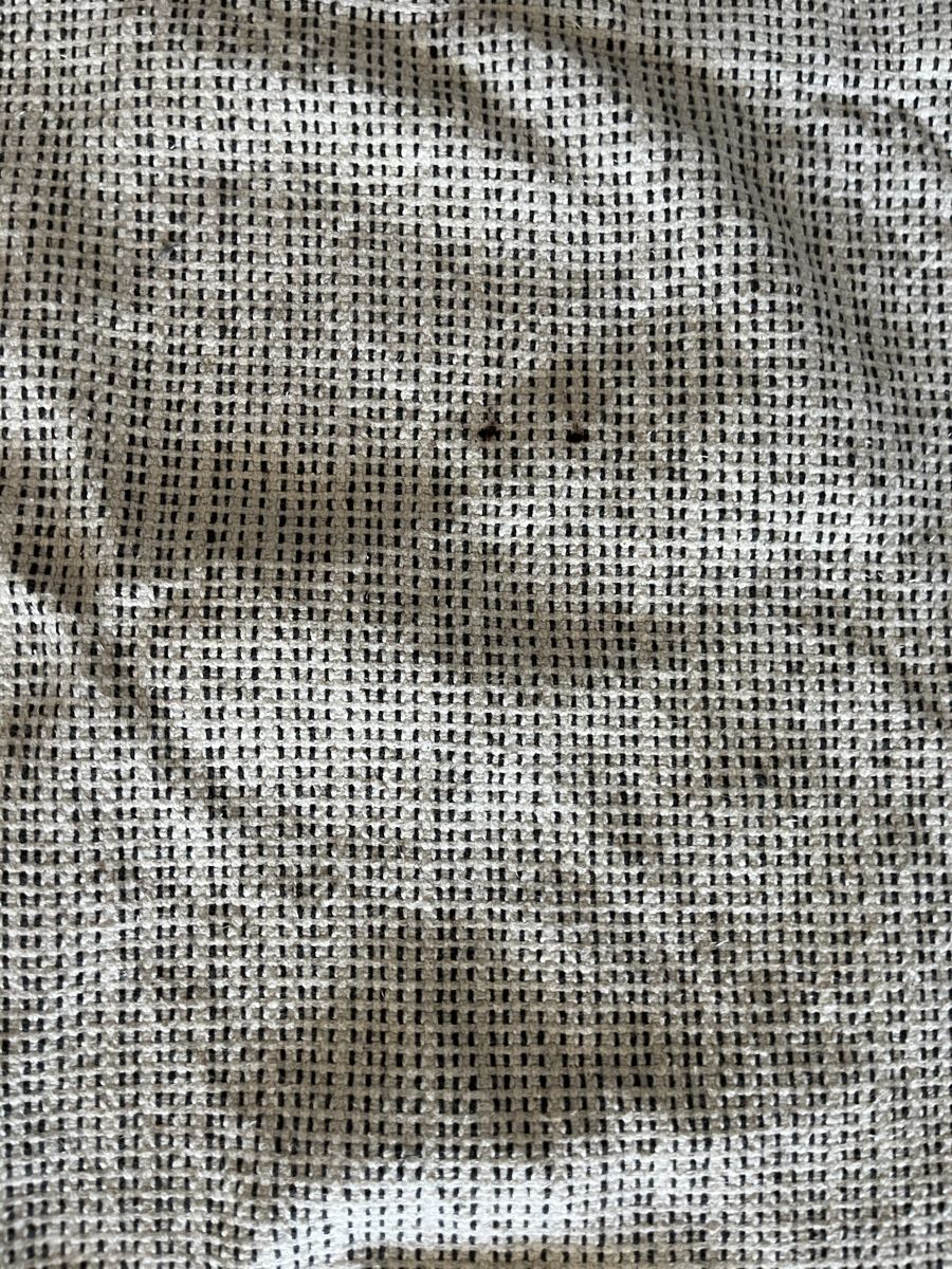 Teppiche: Tapis fin blanc crème et noir  – Gebraucht aus Zug von lau_xy8s 5