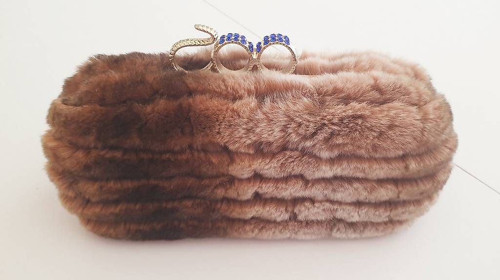 Alexander Mcqueen Borse da donna: Alexander McQueen Knuckle Duster Four-Ring Clutch – Usato da Menziken venduto da Shandor66 3