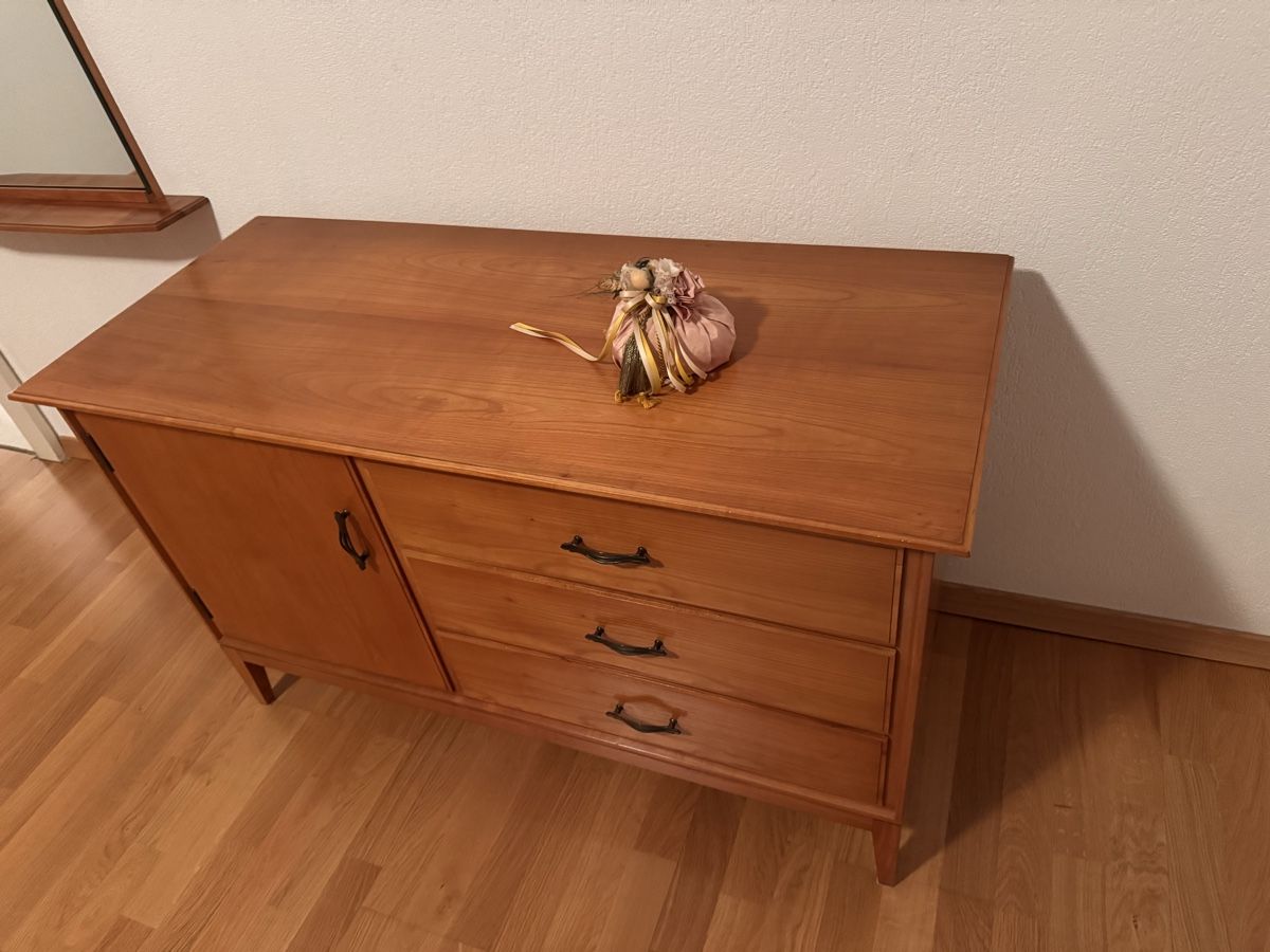 Kommoden: Sideboard/Kommode Holz mit Schubladen  – Gebraucht aus Birmensdorf ZH von DinoC13 1