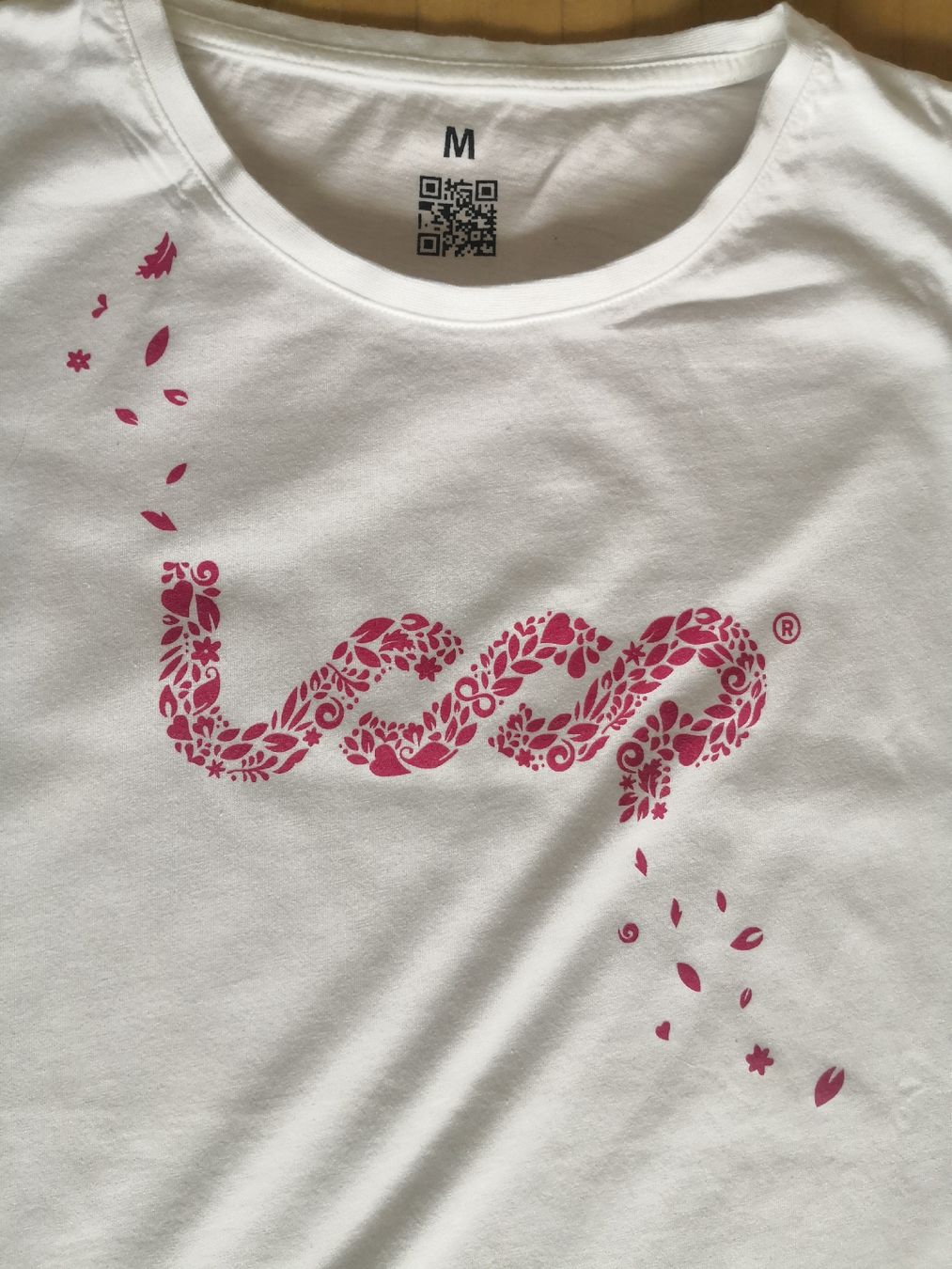 T-Shirts: Weisses Bio Baumwolle T-Shirt Gr. M-L loop textiles – Neu (gemäss Beschreibung) aus Wädenswil von coconut1289 1