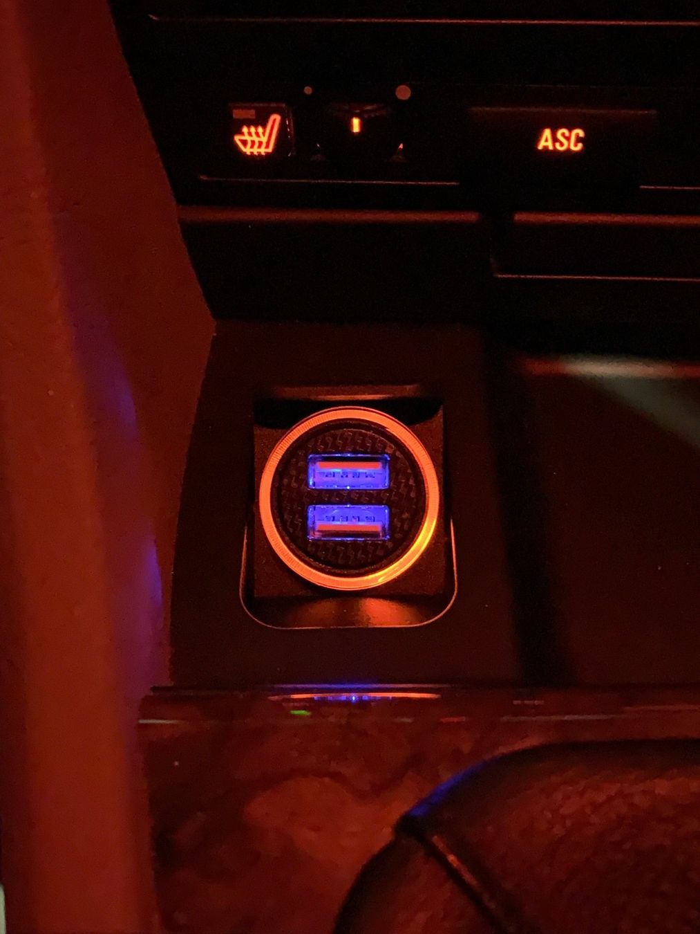Baseus Unità & Adattatore: BASEUS Mini Doppel USB-A Autoladegerät – Nuovo e nell'imballaggio originale da Soyhières venduto da Spartan117 4