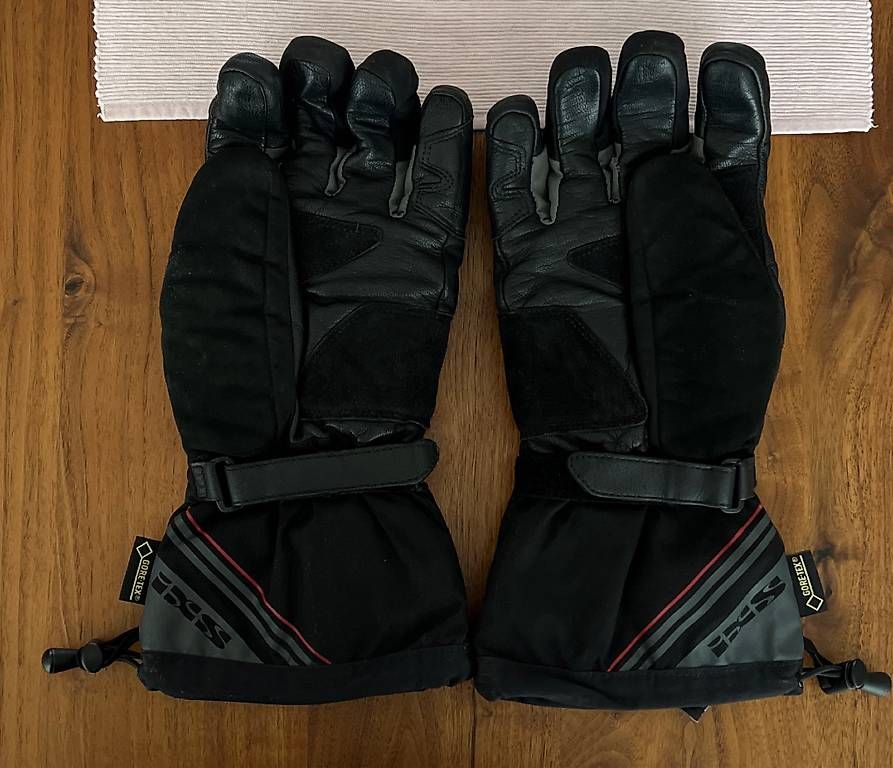 Autres accessoires hommes: Töff Handschuhe  – D'occasion à Horw par Jan.0364 1