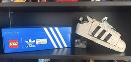 2x LEGO adidas Superstar 10282