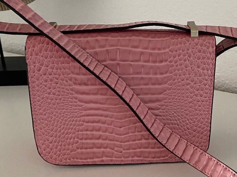 Guess Borse da donna: NEU: Umhängetasche Guess – Nuovo (secondo la descrizione) da Bülach venduto da kittygismo 1