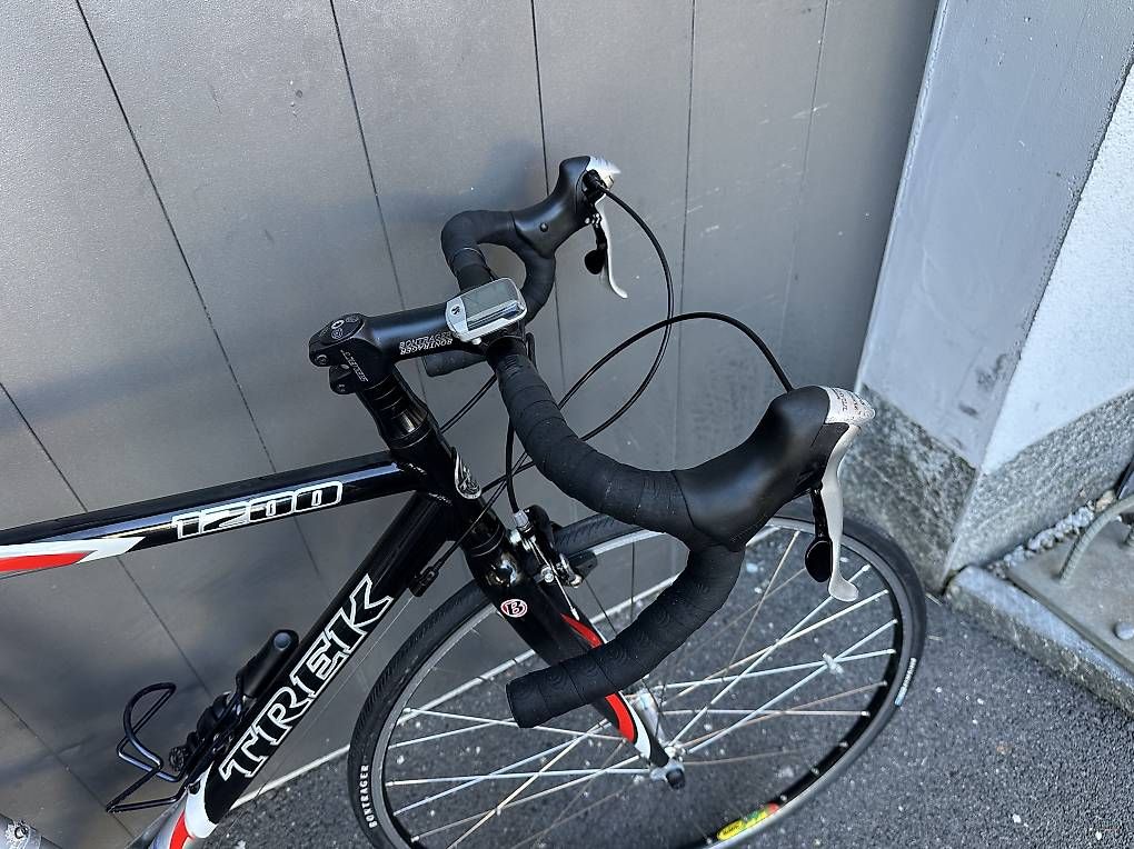 Vélos: Bicicletta da corsa TREK 56 cm  – D'occasion à Quartino par DiloUsato 6