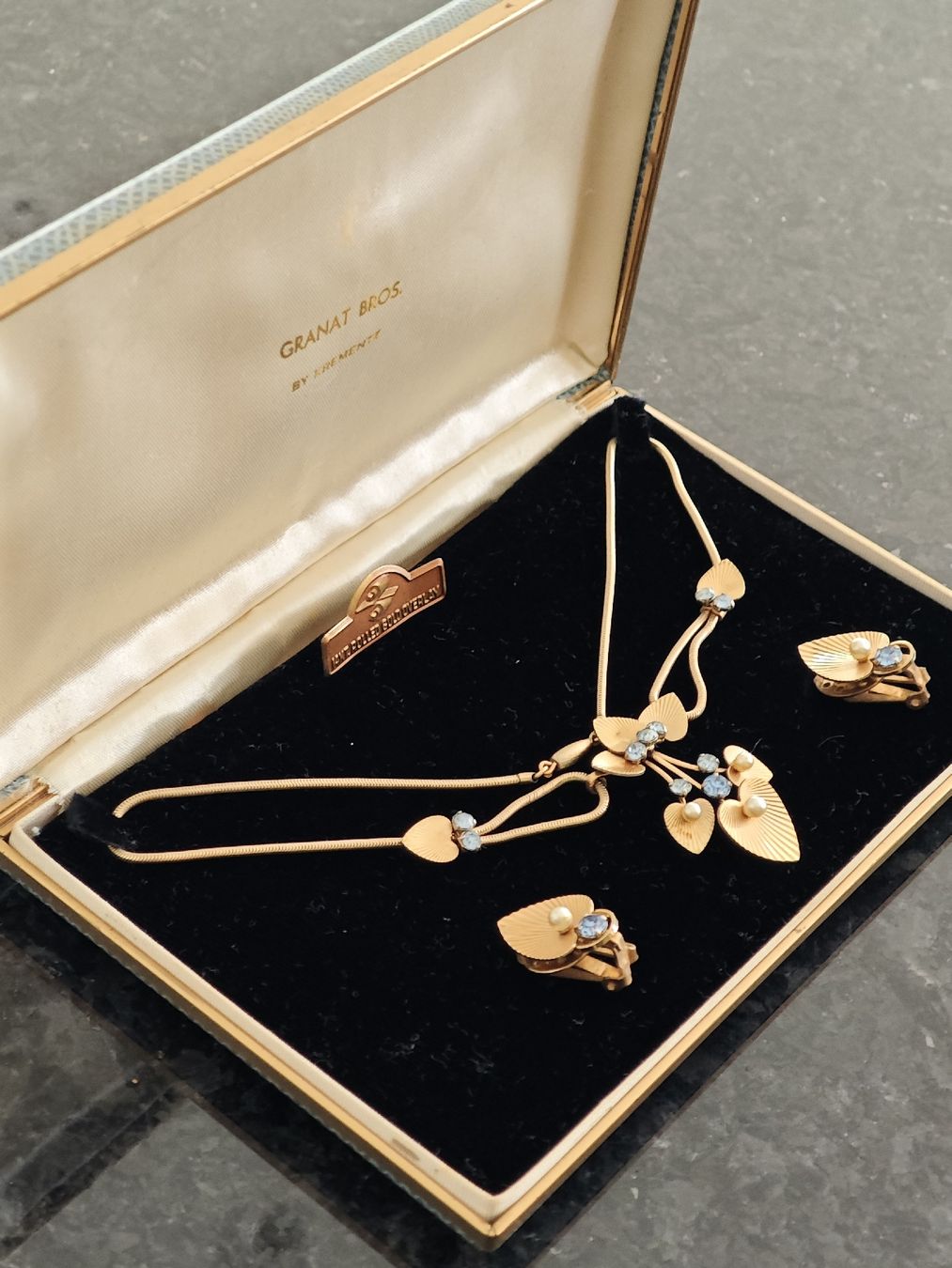 Altri gioielli: Schmuckset Collier mit Ohrclips – Usato da Winterthur venduto da Murmel4