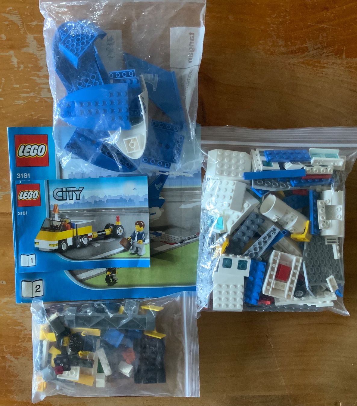 Lego Spielzeuge: LEGO City 3181 Passagierflugzeug – Gebraucht aus Lanzenhäusern von mfh05 1