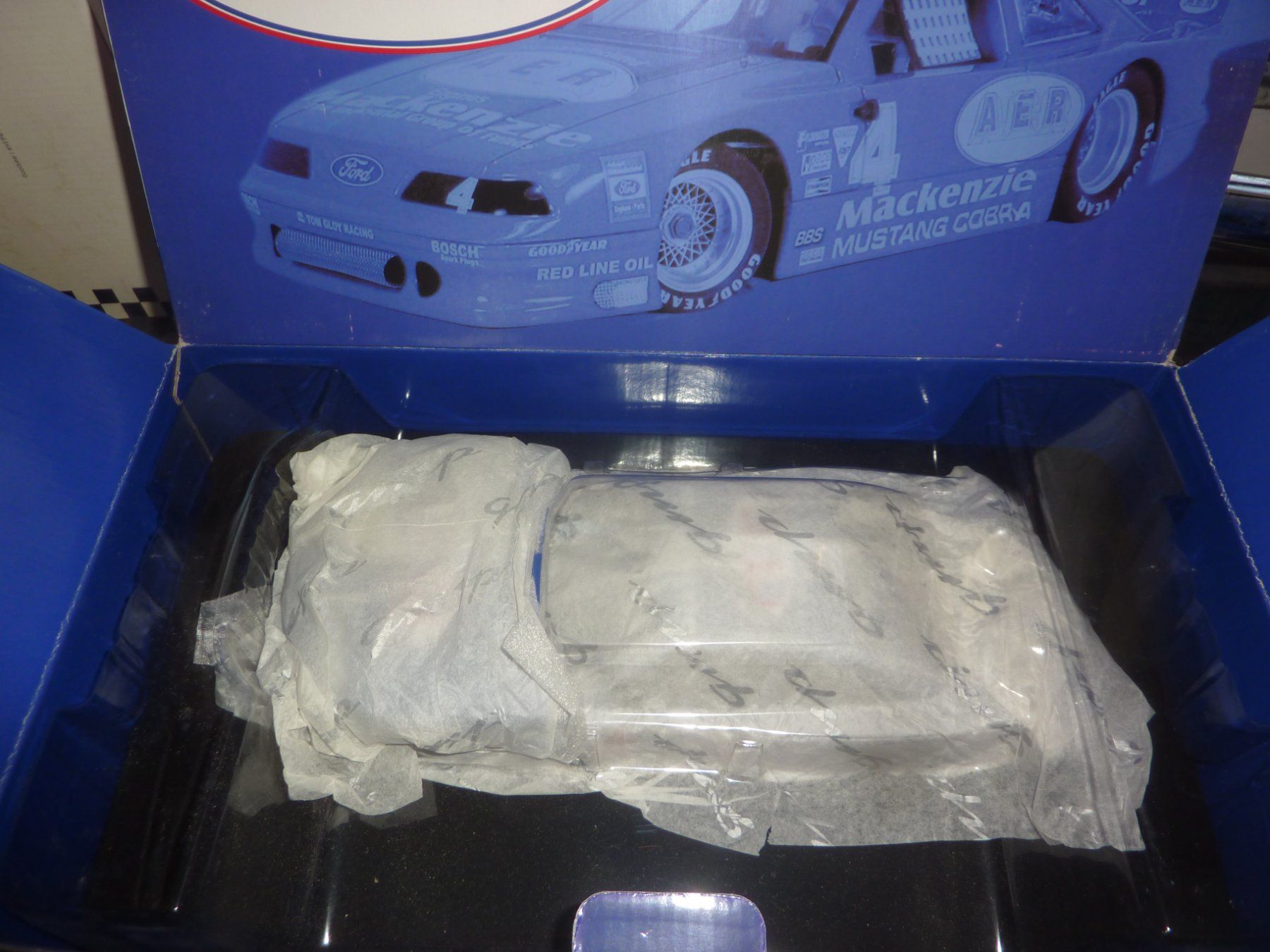 Modellini d'auto: FORD TRAMS-AM MUSTANG – Nuovo e nell'imballaggio originale da Balsthal venduto da bouteliee 1