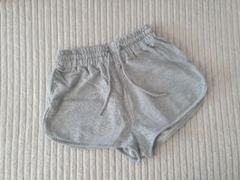 Graue Jersey-Shorts M/38