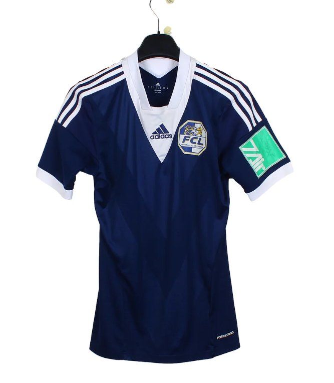 Canottiere & Pantaloni: FC Luzern – Usato da Sâles (Gruyère) venduto da Rap_8rgb