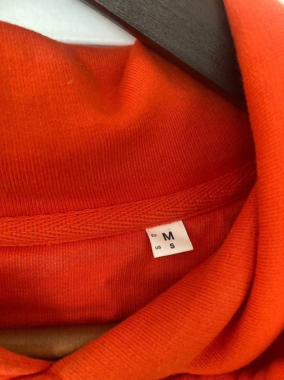 Maglioni & Felpe: Hoodie - Peace Club  – Usato da Zürich venduto da Kathikap 1