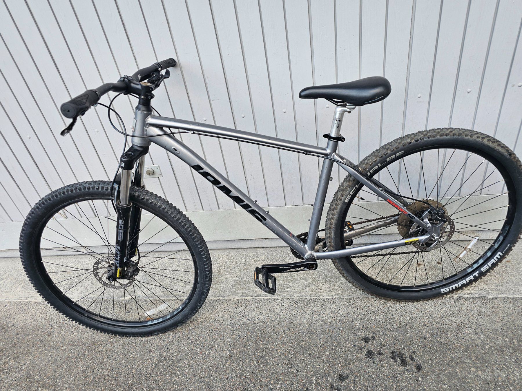 Jamis Vélos: MTB Jamis – D'occasion à kleindöttingen par Jimi-Hendrix