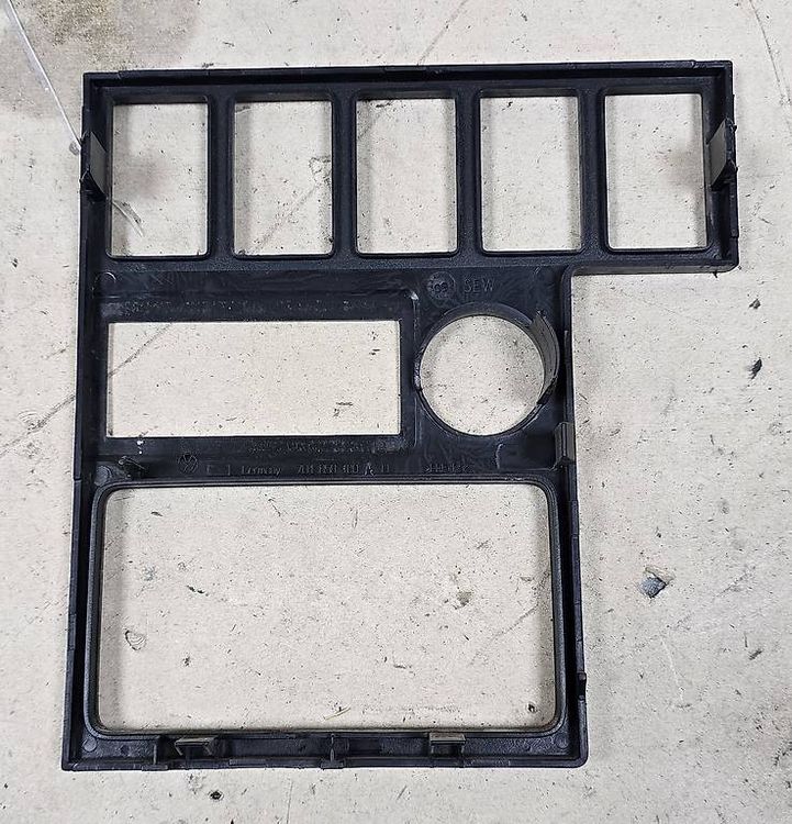 VW T4 Rahmen Verkleidung Abdeckung Aschenbecher 7D1858100A (Gebraucht ...