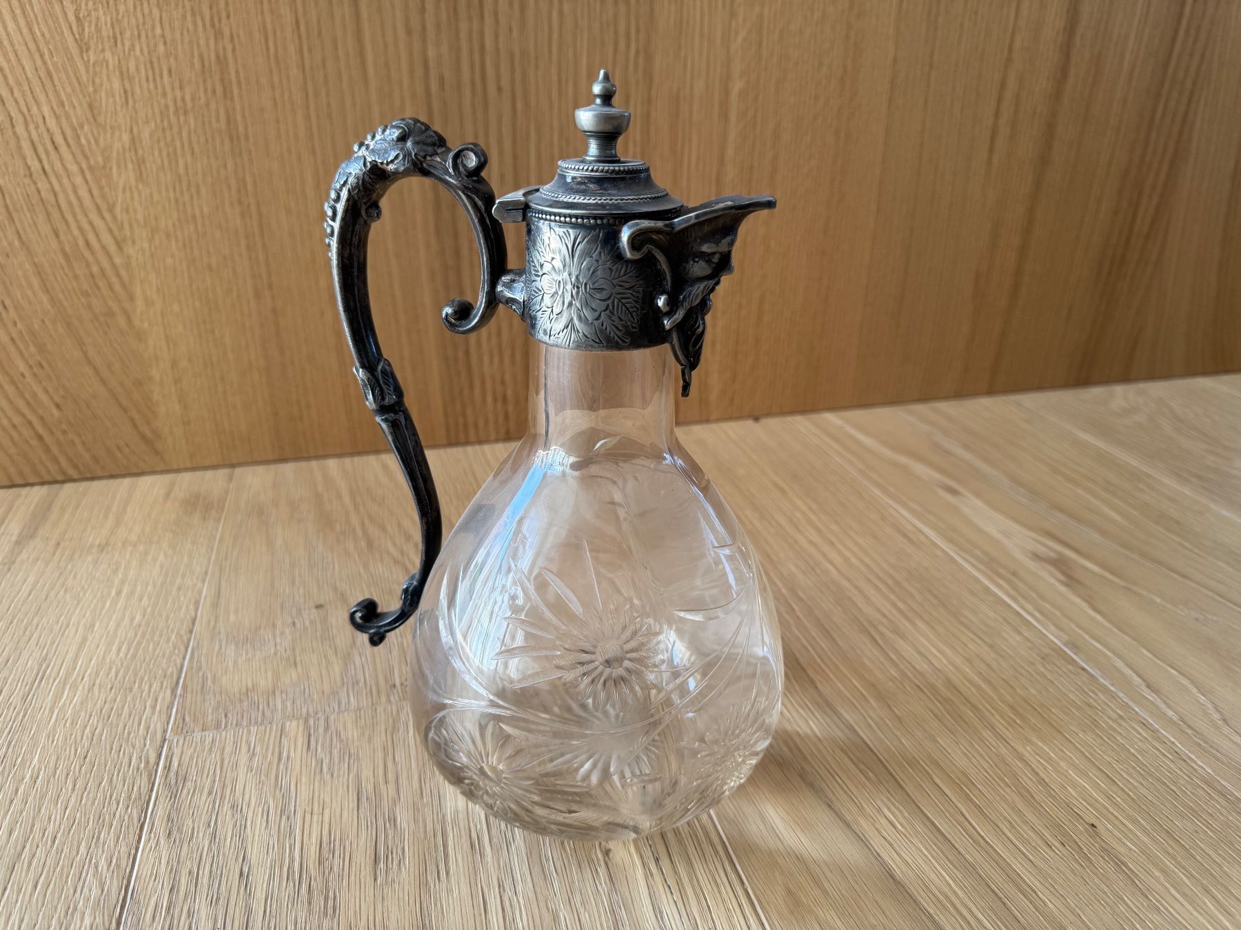 Caraffe: Antike Karaffe aus Kristal und versilbertem Metall – Usato da Schindellegi venduto da misha1983 1