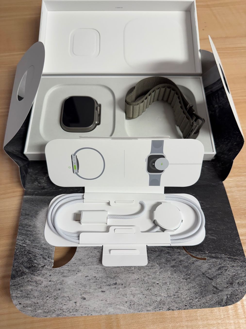 Apple Smartwatch: Apple Watch Ultra 2 – Usato da Dürnten venduto da man_98rc