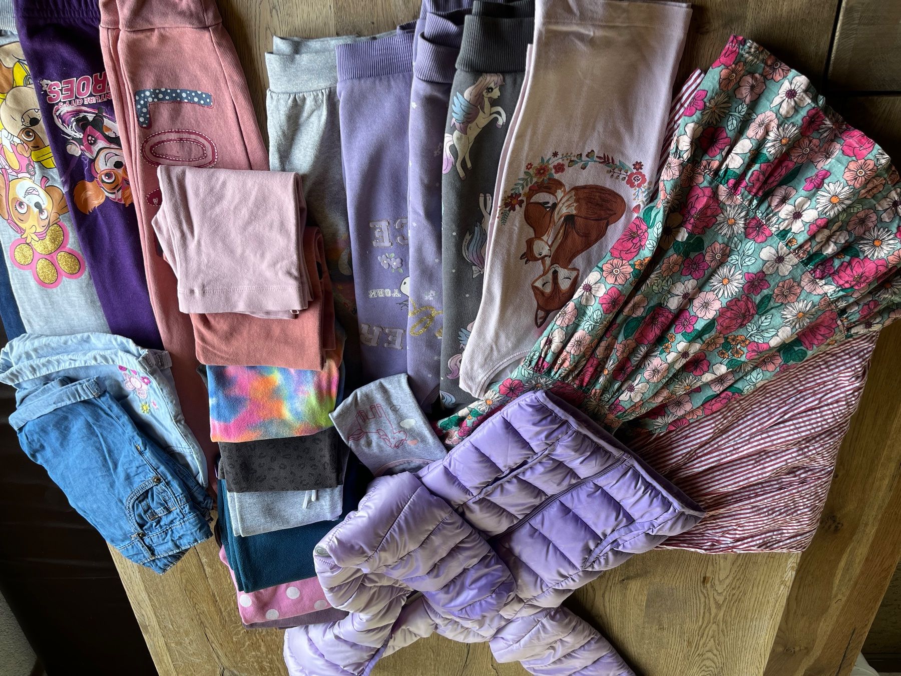 Lotti & Set di vestiti: Mädchenkleider 110-122 – Usato da Gams venduto da wessner.m
