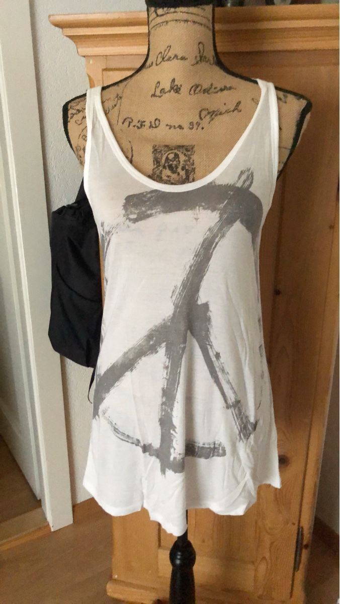 Esprit Tops: Débardeur blanc imprimé graphique unique – Taille M – D'occasion à Biel/Bienne par Lianumi