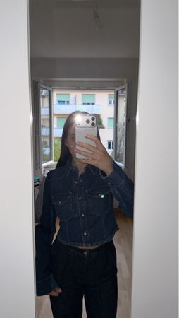 ZARA CROPPED DENIM SHIRT