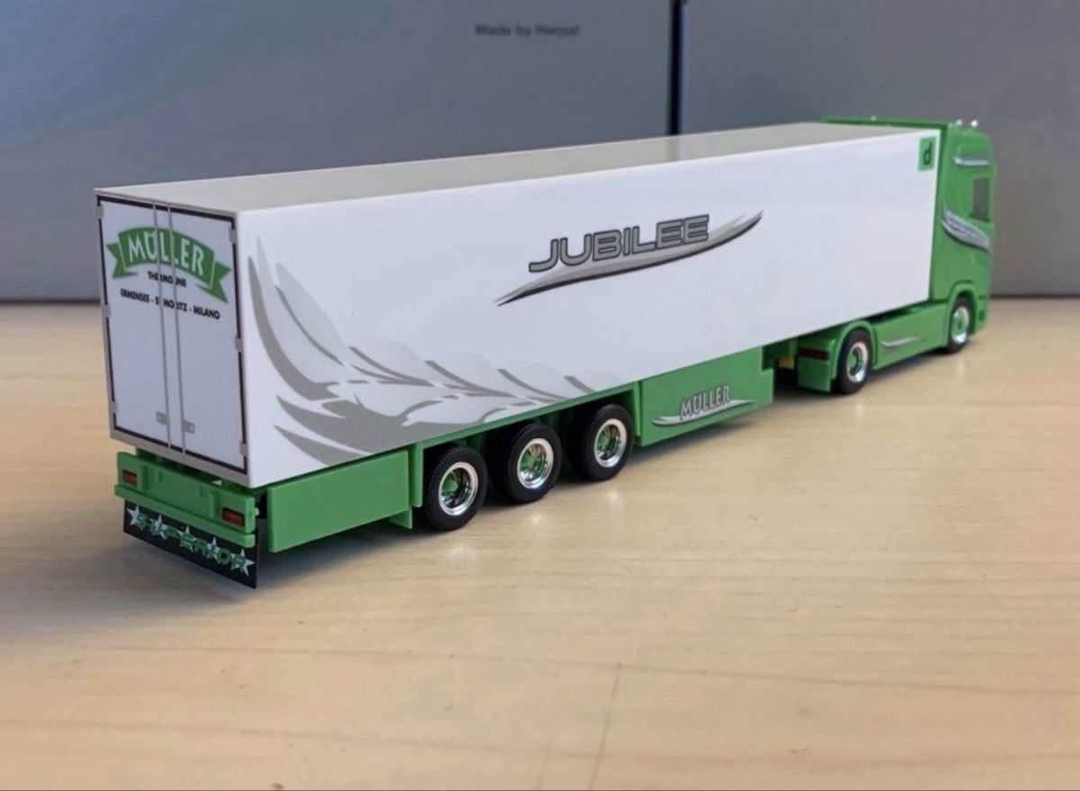 Herpa Modellini d'auto: Scania CS20 Müller Jubilee – Nuovo e nell'imballaggio originale da Felben-Wellhausen venduto da Mobil01 1