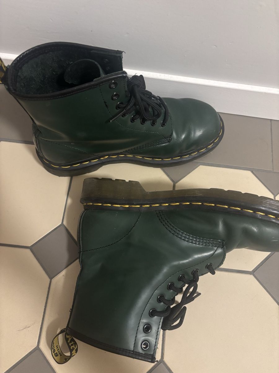 Dr. Martens Scarpe da uomo: dr.martens gr.38 dunkelgrün – Usato da Bern venduto da nessaaa 1