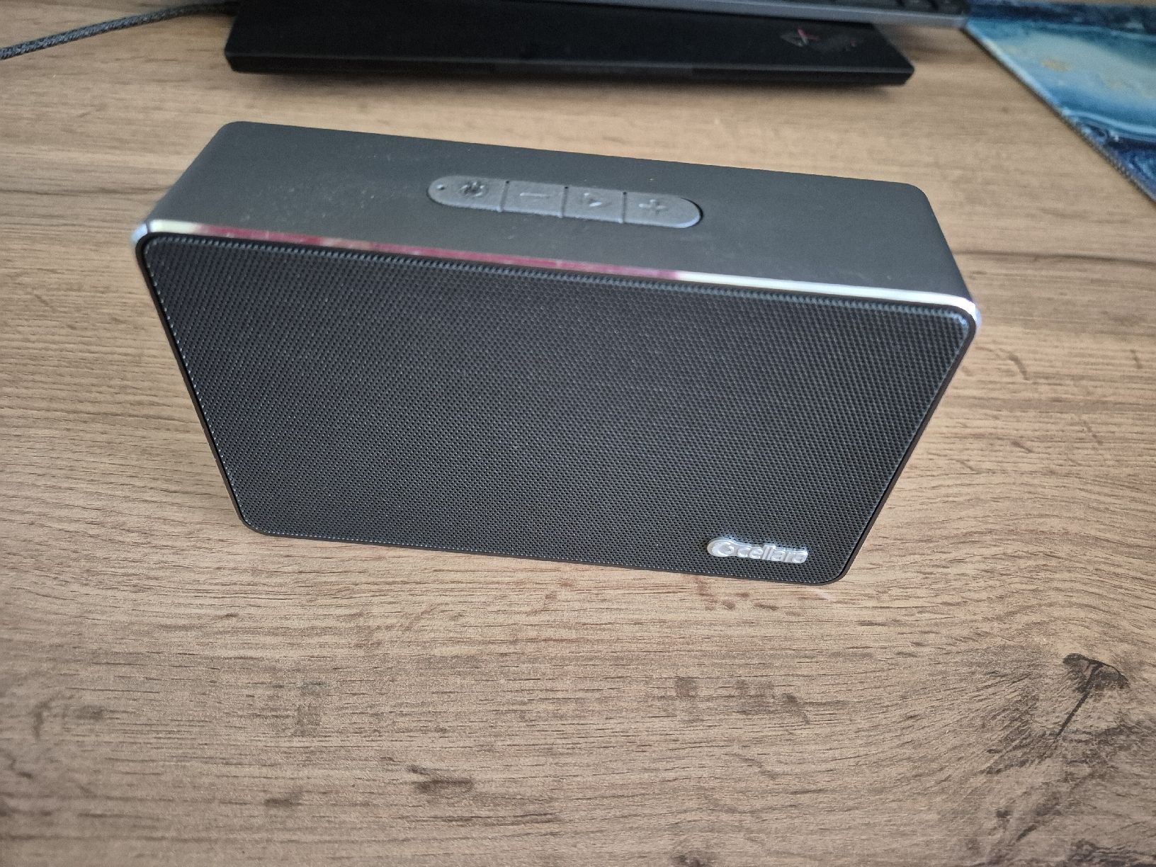 Lautsprecher: Portable Bluetooth speaker Cellara – Gebraucht aus Basel von Elena_02