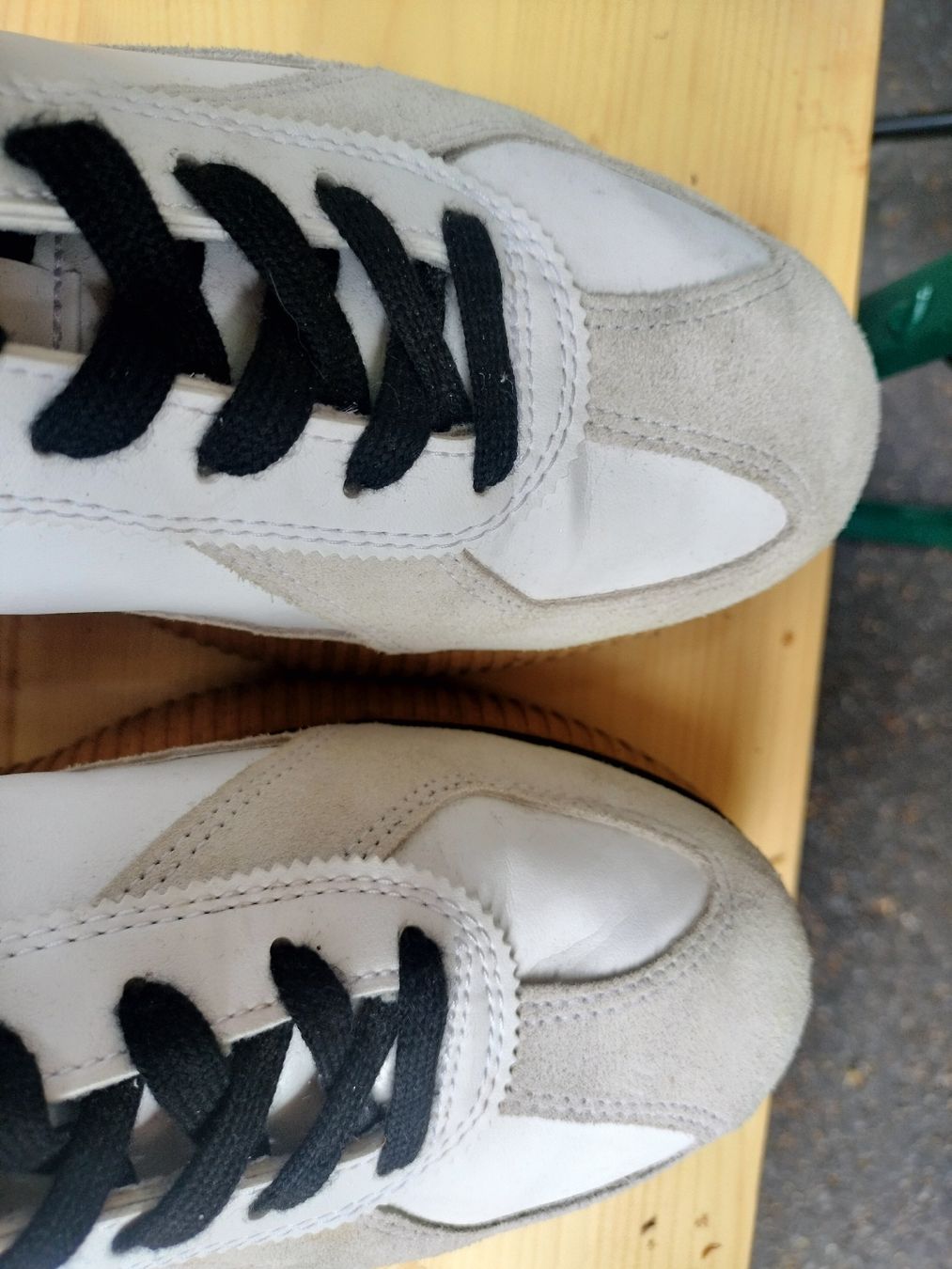 Onitsuka Herrenschuhe: Baskets Onitsuka Tiger blanches et oranges taille 41,5  – Gebraucht aus Massongex von Amel16 2