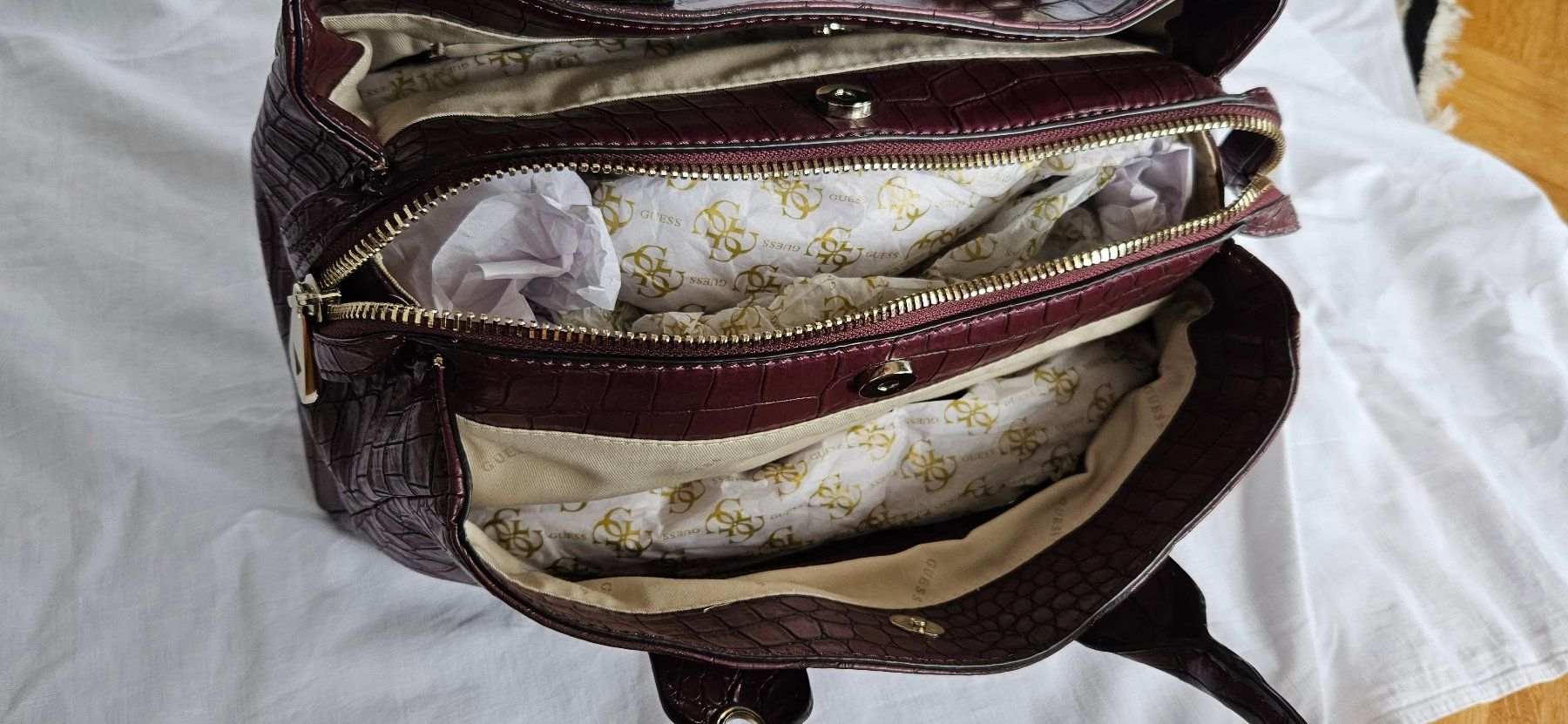 Guess Taschen für Damen: Damentasche Guess – Gebraucht aus Eschenbach LU von urabamba 5