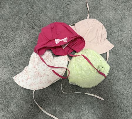 Baby Hüte Set 4 Stck. Grösse 62 neu