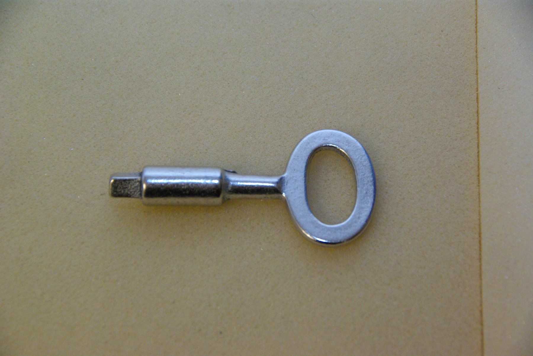Schlüssel: Vierkantschlüssel Gr. 6, neu – Neu (gemäss Beschreibung) aus Herisau von Cevianer1844 2