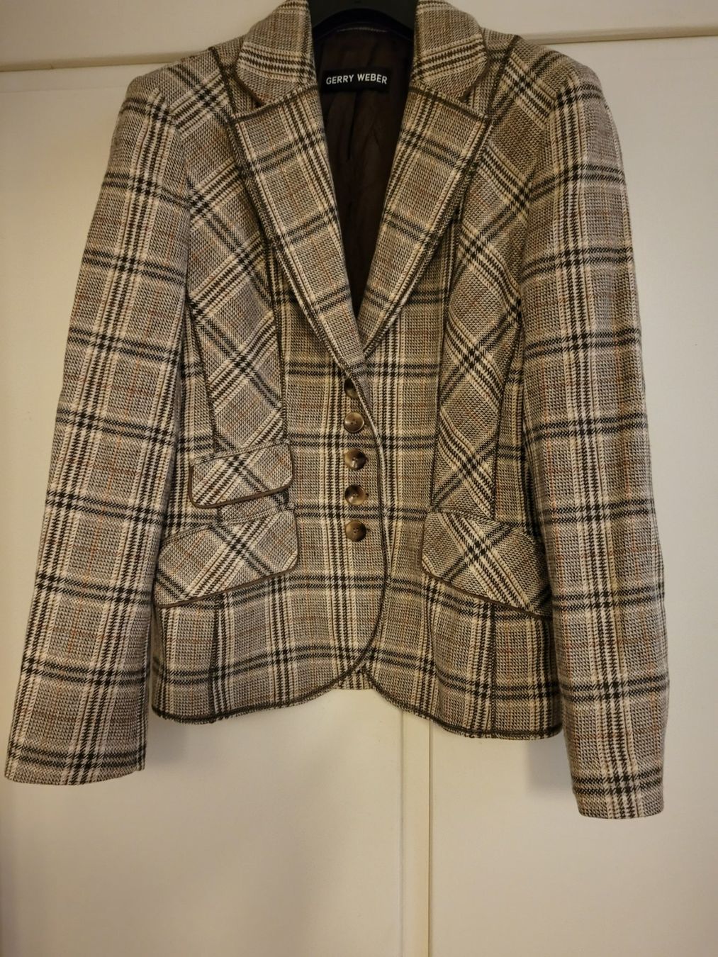 Gerry Weber Giacche: Wollblazer Gerry Weber Grösse  36 Neu – Nuovo (secondo la descrizione) da Zürich venduto da canteiros