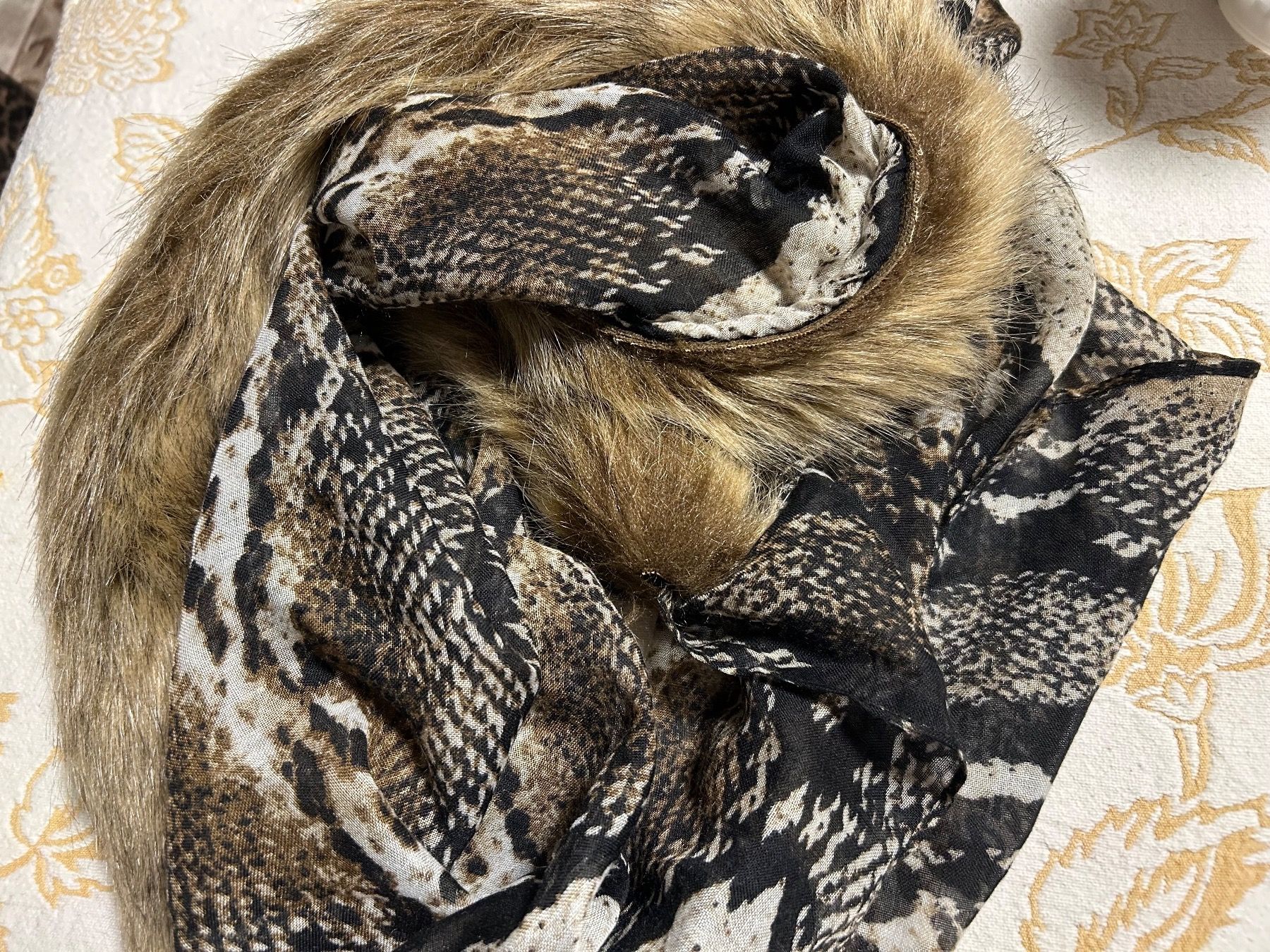 Foulard & Sciarpe: Stola – Nuovo (secondo la descrizione) da Kreuzlingen venduto da son_8cwm