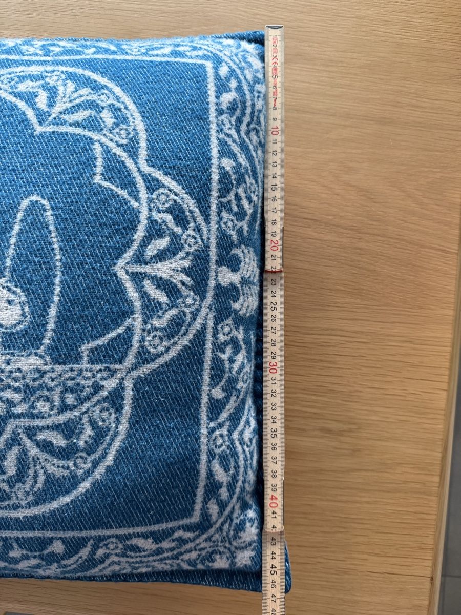 Cuscini: Cartier, coussin panthère  – Usato da Cernier venduto da 1234V 3