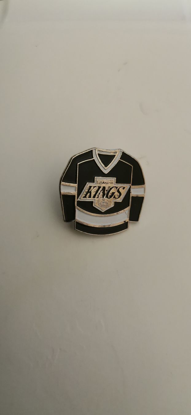 Placchette & Badge: Pin Los Angeles Kings  – Usato da Genève venduto da vins50