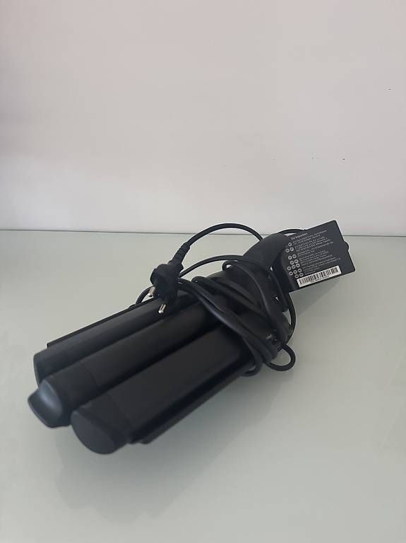 GHD Piastre & Arricciacapelli: GHD Wave Triple Barrel Waver – Nuovo e nell'imballaggio originale da Breganzona venduto da Swonder