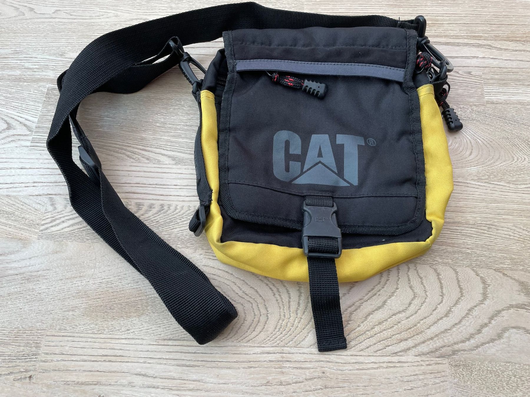 Borse: Umhängetasche CAT – Usato da Schnaus venduto da sueg01