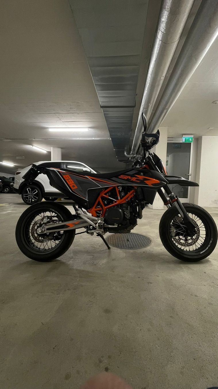 KTM Strada: KTM 690 SMCR 2019 - 55kW – Usato da Zürich venduto da jam_2lrx 2