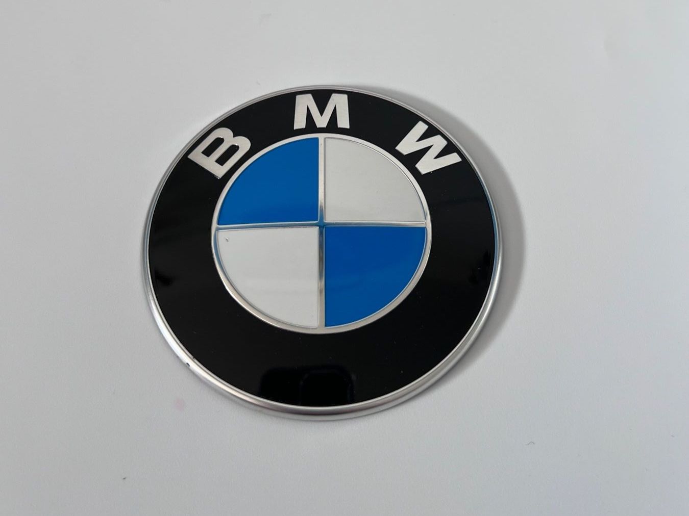 BMW Alle Autoersatzteile: Original BMW Emblem – Neu (gemäss Beschreibung) aus Frauenfeld von isa_9cy7