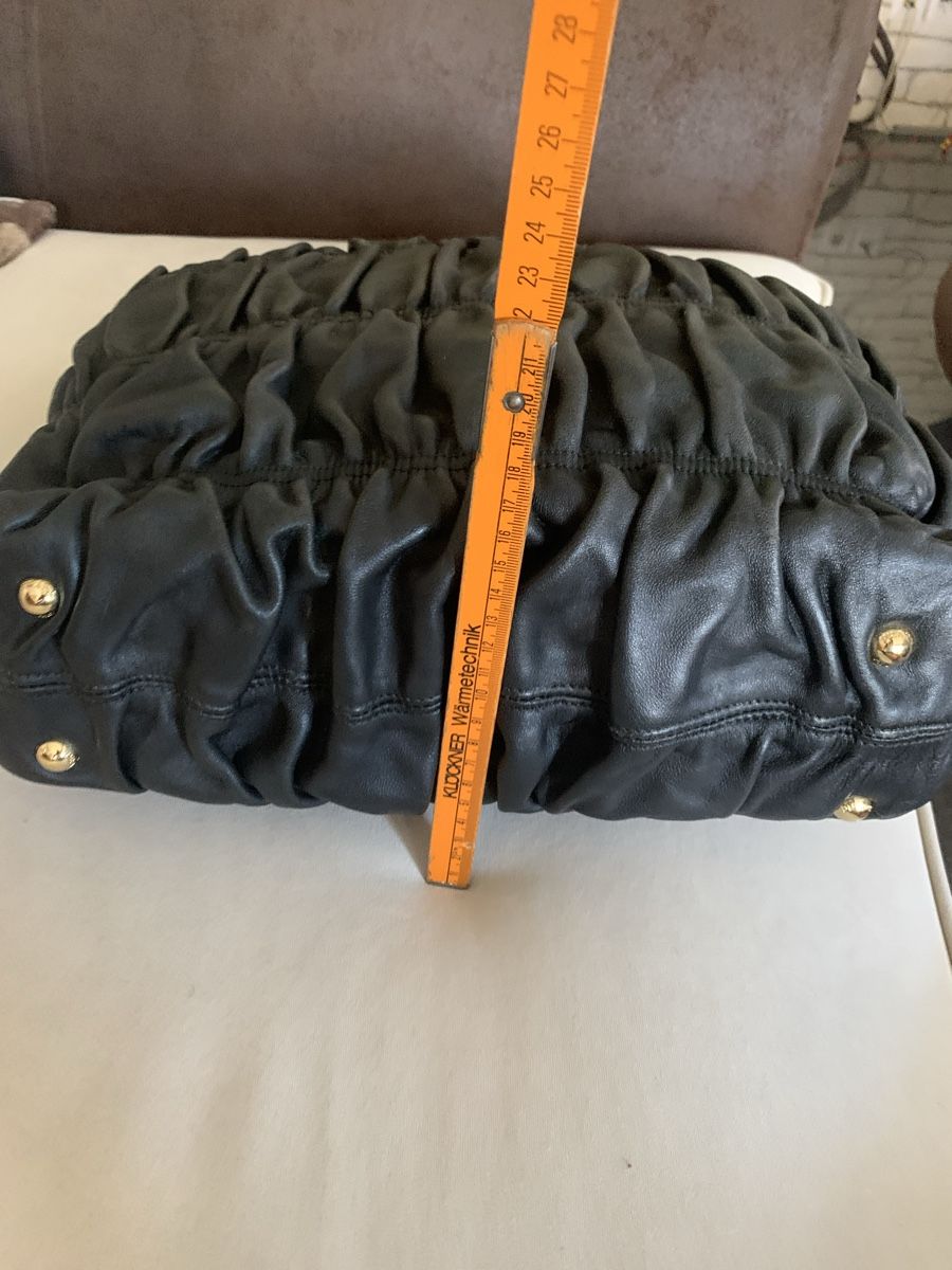 Prada Taschen für Damen: Prada Tasche – Gebraucht aus Bergdietikon von zor_856j 4