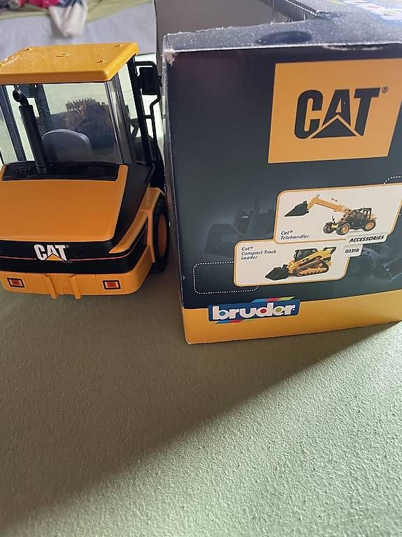 Excavateurs: CAT Radlader 02318 Versand OK – D'occasion à Jona par tukan80 1