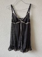 Schwarzes Negligé mit Spitze - Ideal für layering