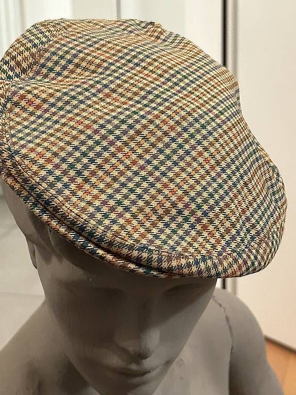 Copricapi, berretti & cappellini: Berretto Hermès modello piastrelle taille 60  – Usato da Cugnasco venduto da dilan1 1