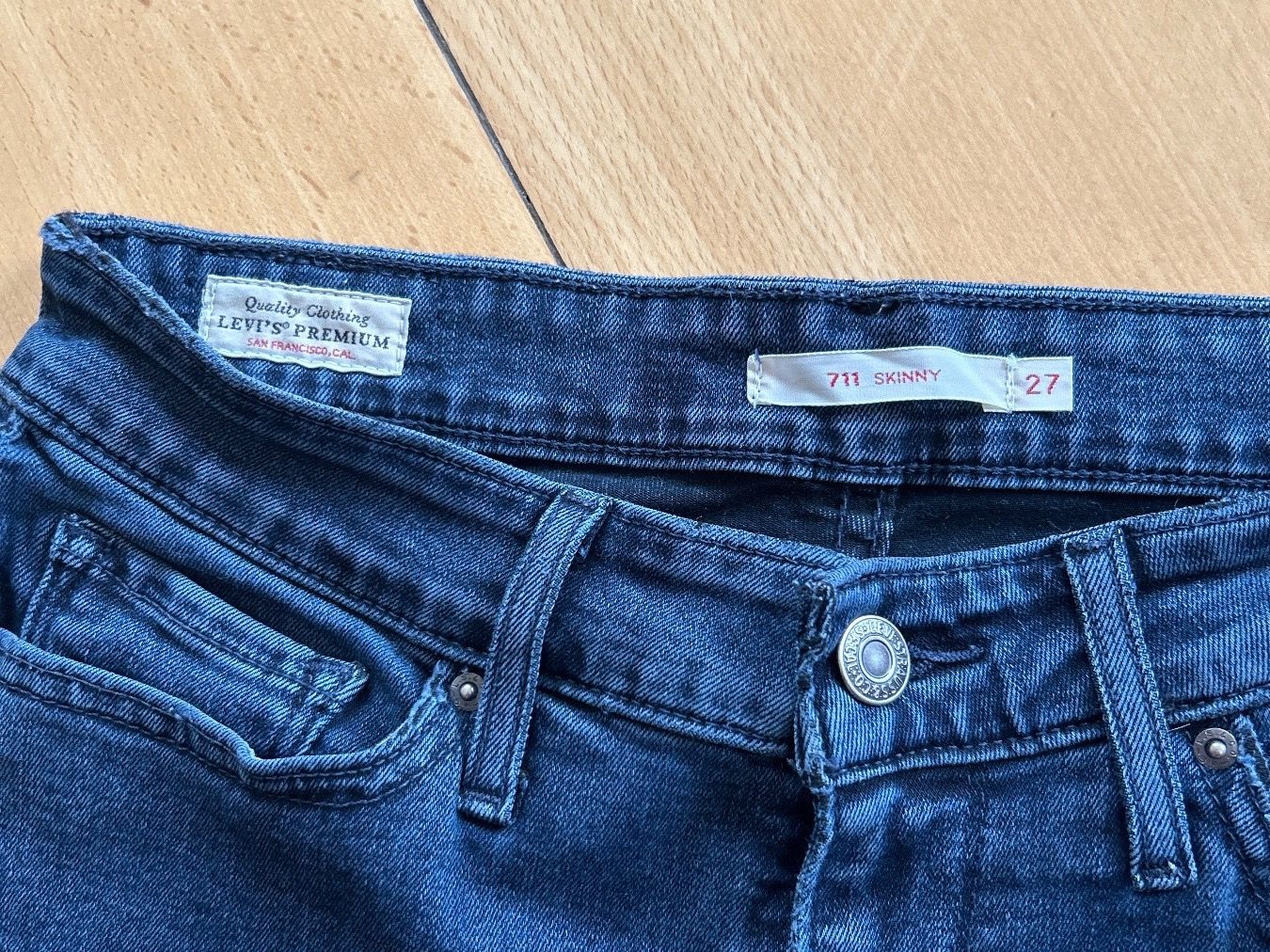 Levi's Jeans: Levi’s 27x32 – Usato da Muralto venduto da kar_ft6r 3