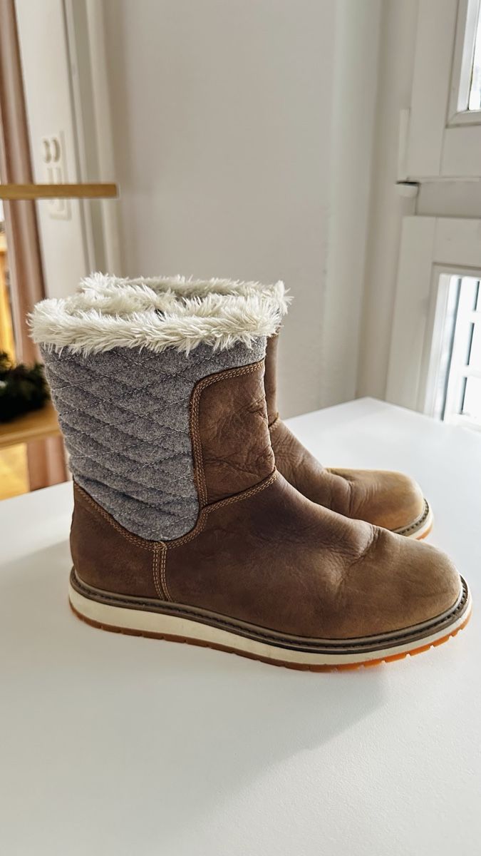 Helly Hansen Herrenschuhe: Helly Hansen Winter Boots – Gebraucht aus Zürich von KrisZH