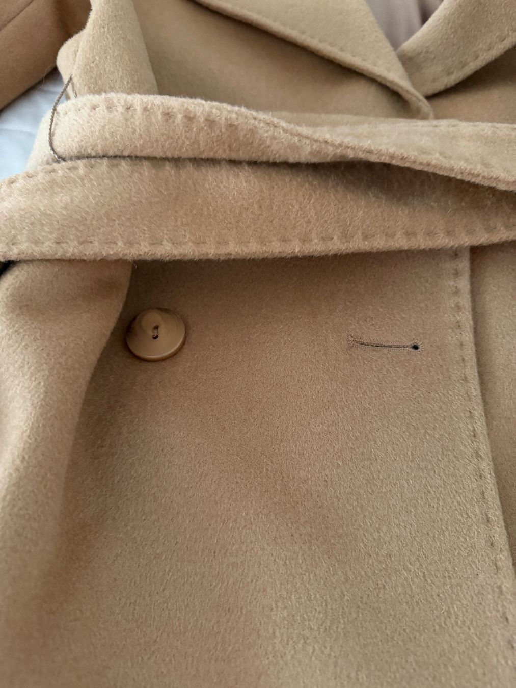 Cappotti: Avati Wool Mantel Damen 34 Gr – Usato da Wädenswil venduto da Alice_style 3