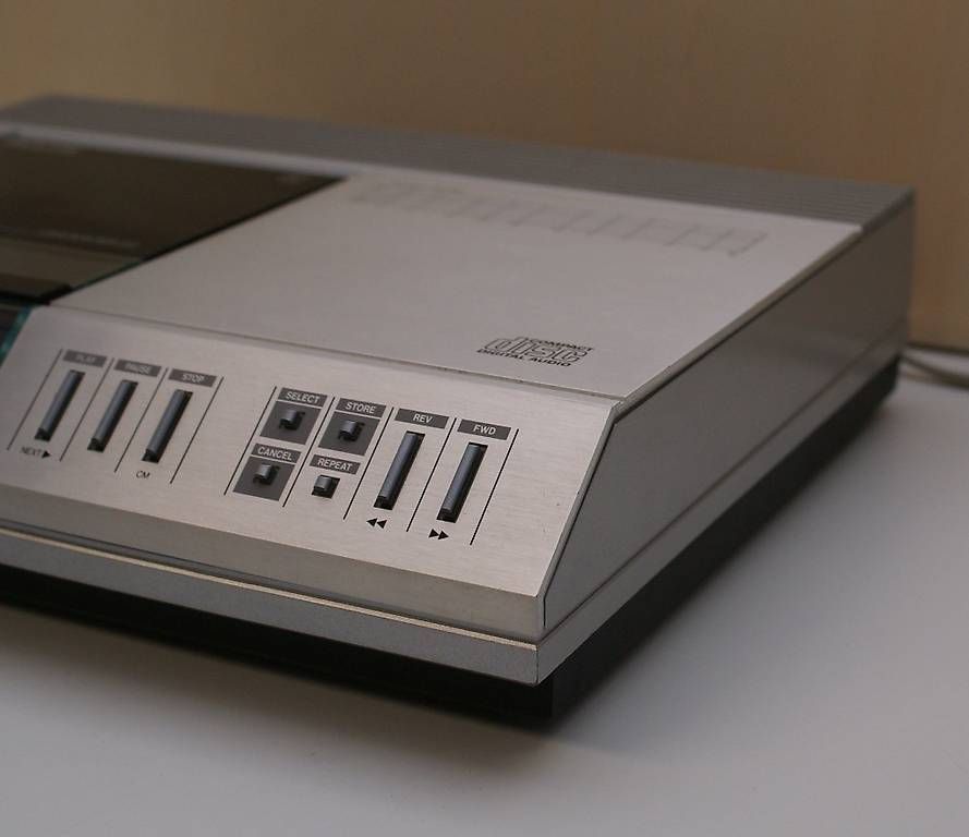 CD: PHILIPS CD101 revidiert und modifiziert – Usato da Maegenwil venduto da Madfinc 2