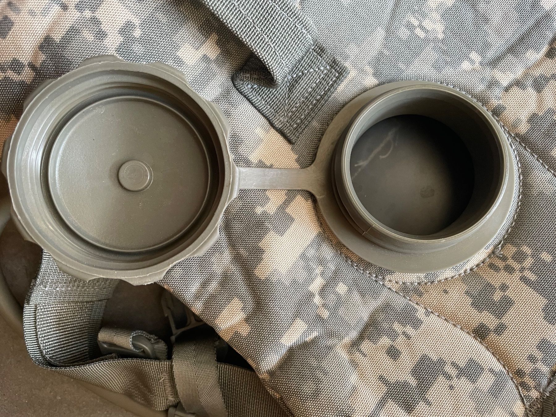 US Army Uniformen: Sac d’hydratation/ Camelback us army – Gebraucht aus Oberbütschel von Woodie2005 4