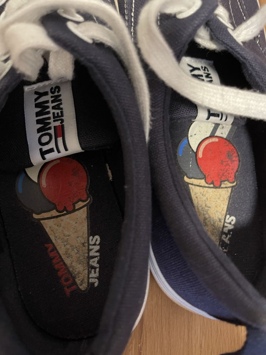 Tommy Hilfiger Scarpe da uomo: Tommy Hilfiger Summer Plimsolls - Size 39- – Usato da Wattwil venduto da mkt_s2l5 2