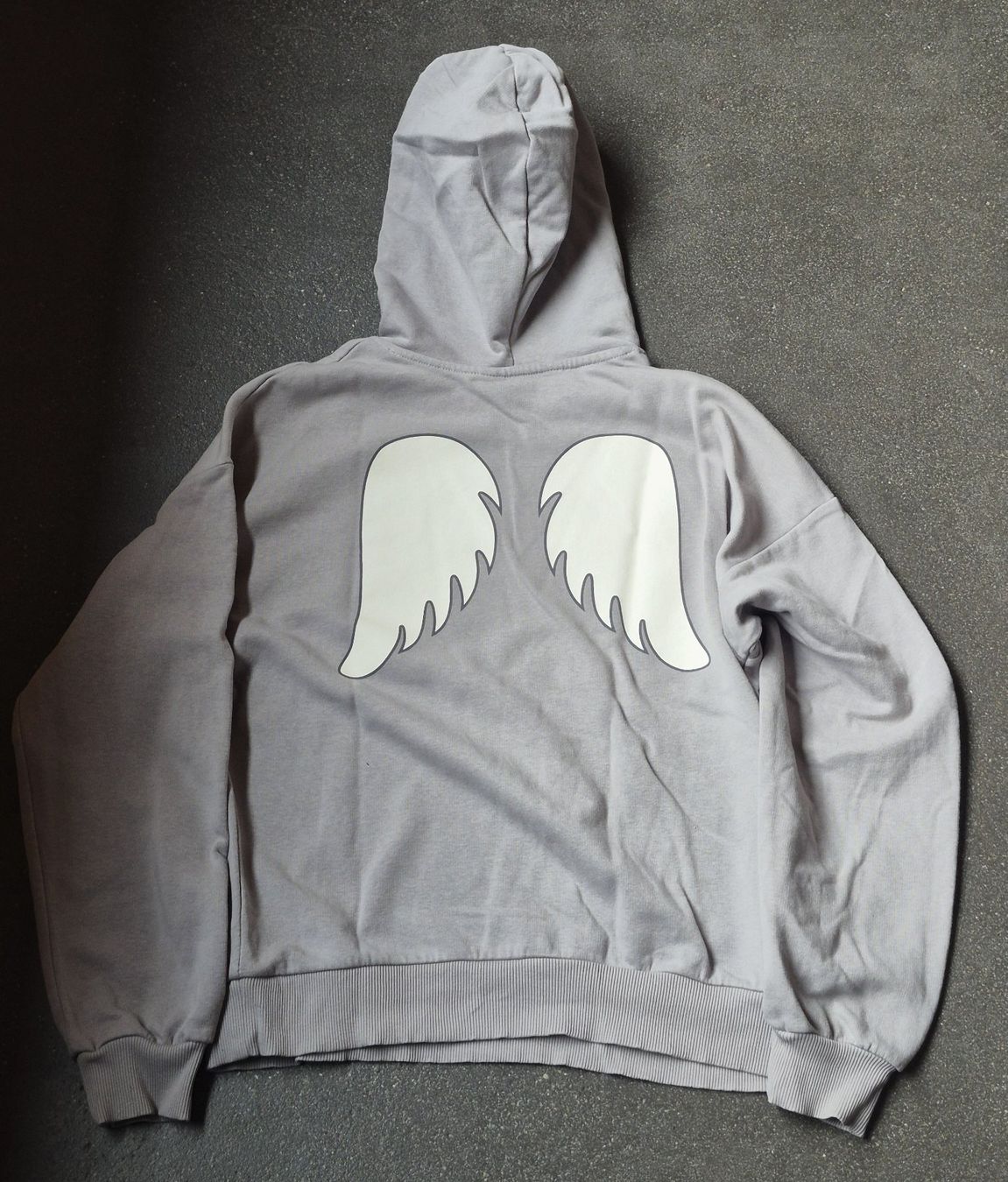 H&M Pullover & Sweatshirts: Sweatshirt mit Kapuze Grösse 158/164 - H&M – Gebraucht aus St. Gallen von Amelie_73 1